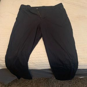 Men’s lulu golf pants